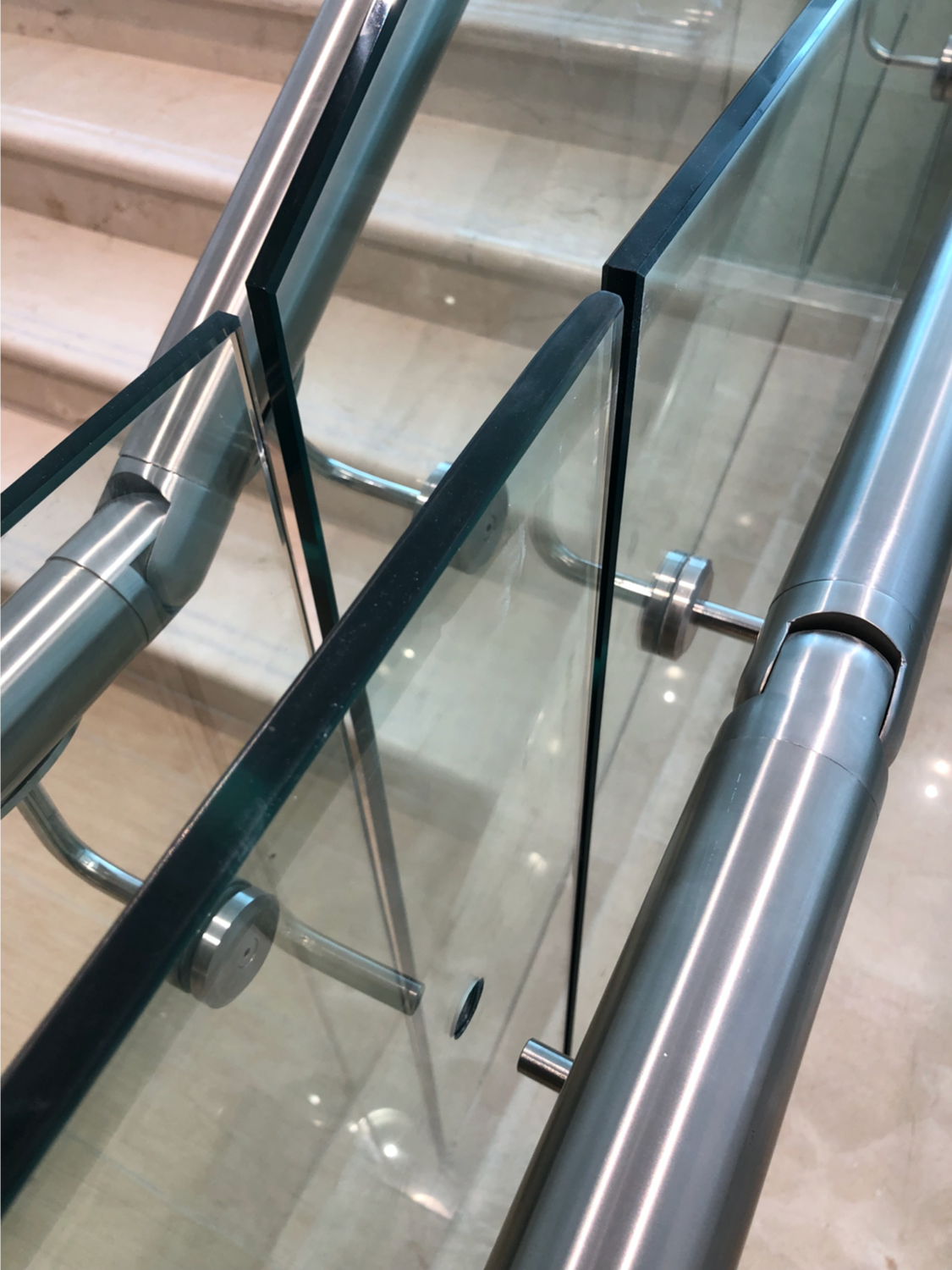 Cristal y acero inox
